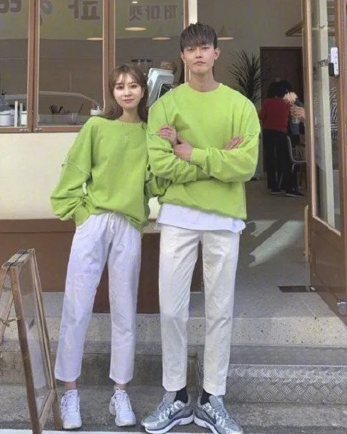 同色系简约款情侣装搭配Couple Look