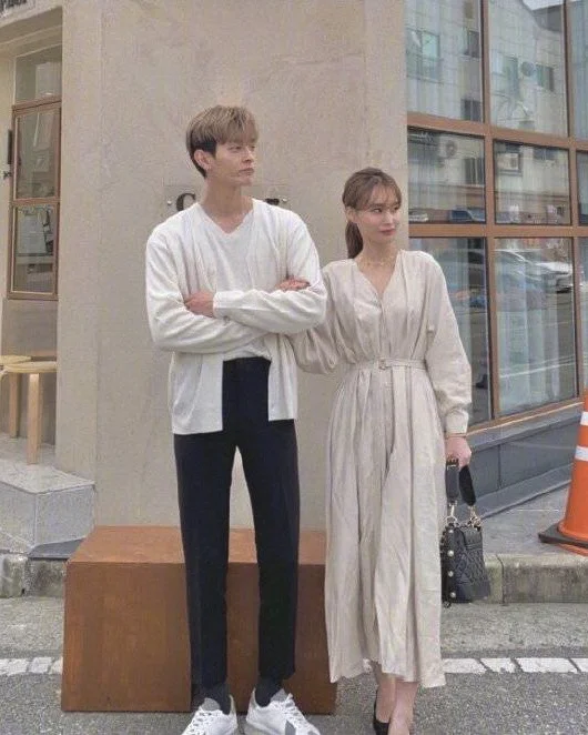 同色系简约款情侣装搭配Couple Look
