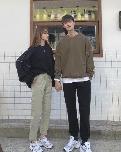 同色系简约款情侣装搭配Couple Look