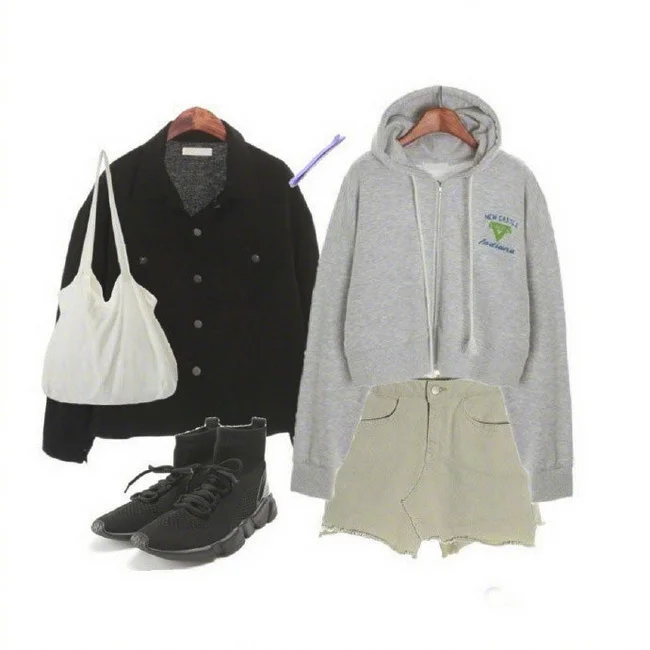 女生秋季穿搭示范:灰色连帽卫衣9种搭配方案