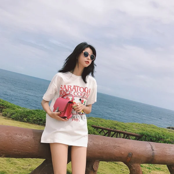 初秋衣橱，选对了上衣让你潮到没朋友