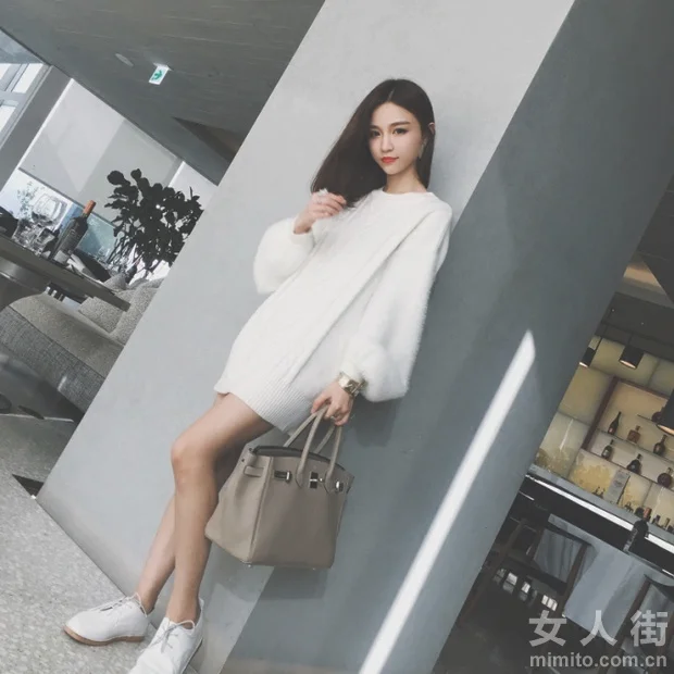 时尚打底衫穿搭，脱掉大衣亮瞎眼