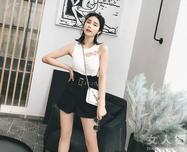 高腰加持,让短裤穿出逆天大长腿