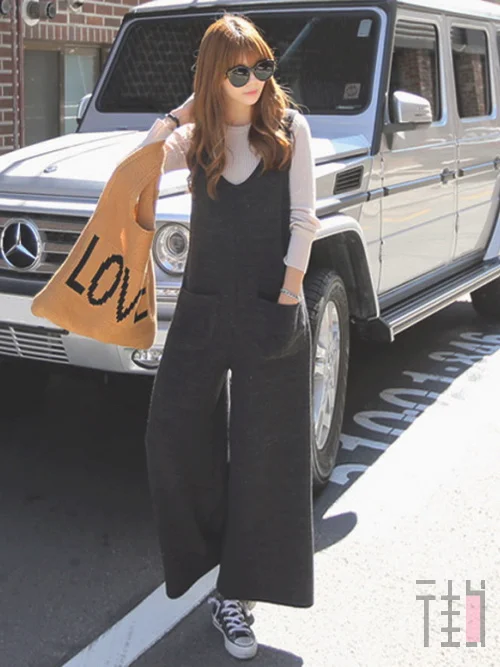 早春流行搭配,背带裤让女生活力四射