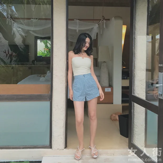 高腰加持,让短裤穿出逆天大长腿