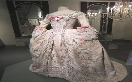 服装设计研究生学什么_服装设计需要学习什么