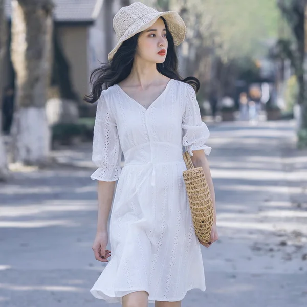 文艺范连衣裙穿搭，圆你文艺仙女梦