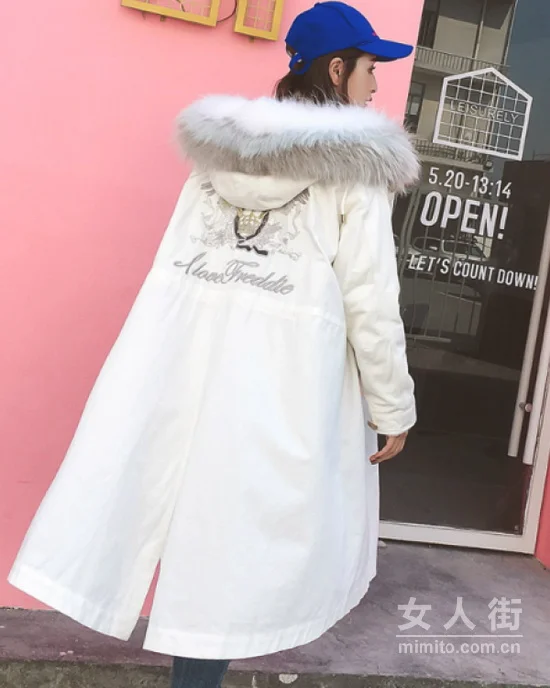 只要你会搭配，过年一件棉服就足够