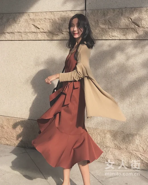 大衣里面这么搭，立冬美得不像话