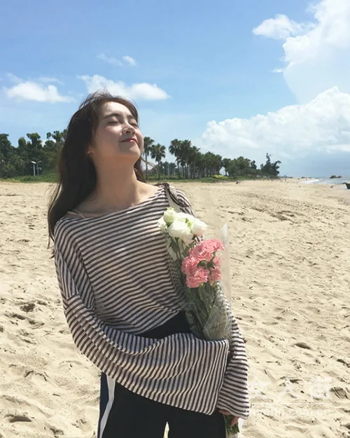 条纹T恤也可以让你变得很软妹