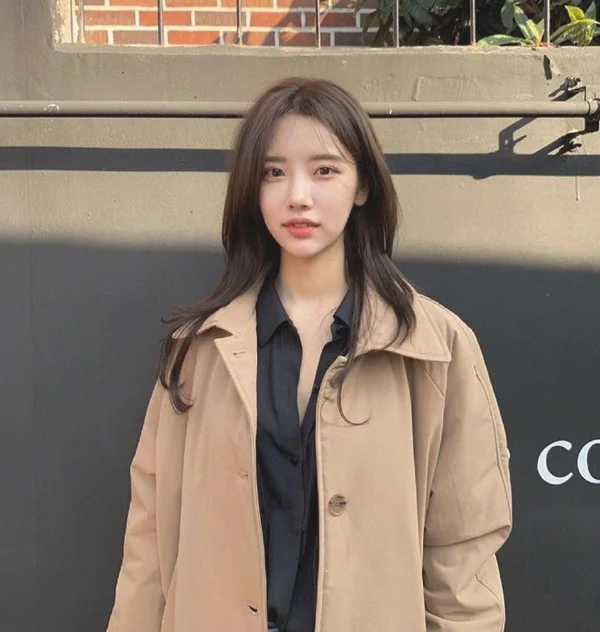 00后女生的温柔气质日常穿搭
