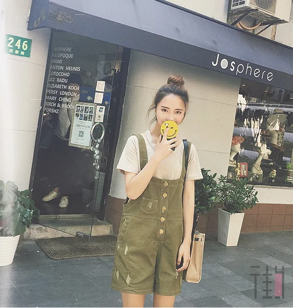 将小粗腿巧变筷子腿的裤子穿搭示范