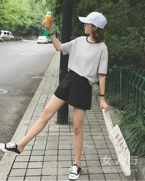 条纹T恤也可以让你变得很软妹