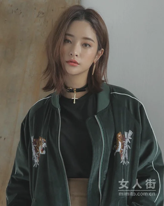 早秋怎么美？短款外套也可以帅气又可爱！