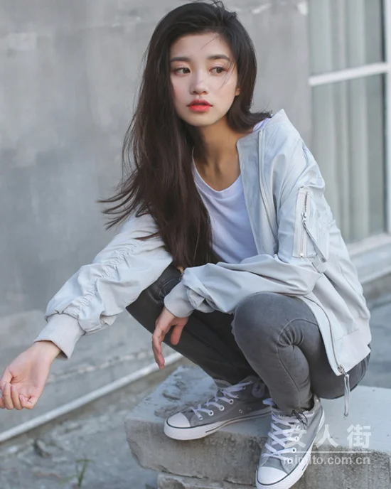 早秋怎么美？短款外套也可以帅气又可爱！