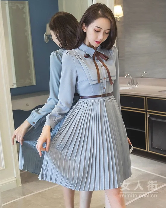 解锁西装新潮流，用裙子做it girl
