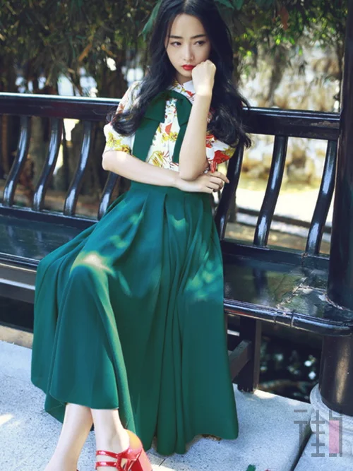 女人明媚的春天,怎少得了一条长裙