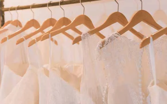 如何成为服装设计师