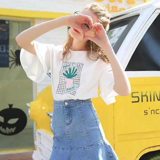 T恤&超短裙，夏日最佳时尚CP!