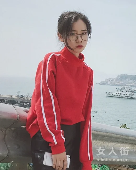 穿对卫衣，这个初冬让你的美不可方物！