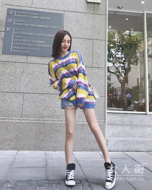 早秋时节,Hold住全场的毛衣搭配示范