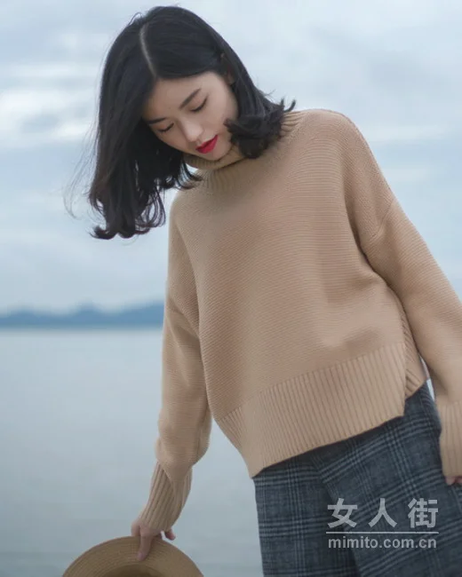 早秋时节,Hold住全场的毛衣搭配示范
