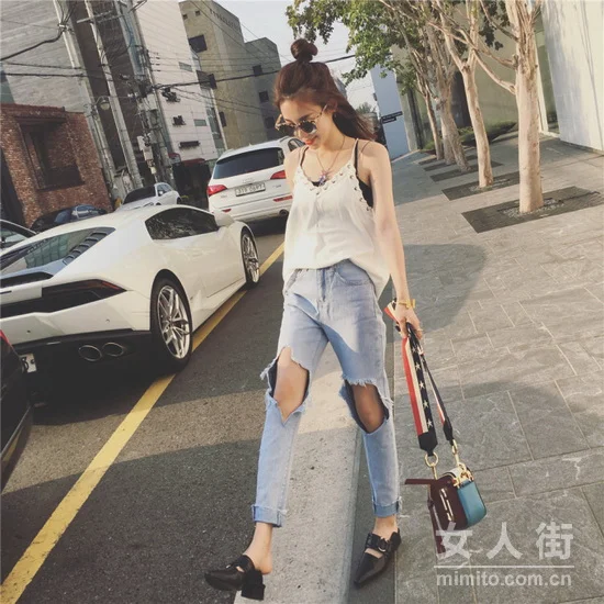 夏日小背心搭配,七月让你胸器毕露