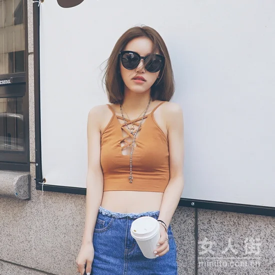 夏日小背心搭配,七月让你胸器毕露