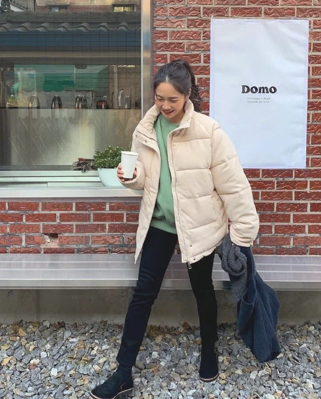 2020年冬季女生保暖又好看的穿搭示范