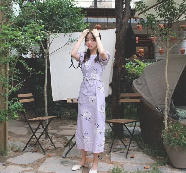 夏天，女生就要穿上漂亮的裙子