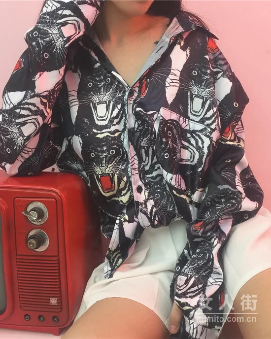 早春三月，小仙女的纯色衬衫搭配