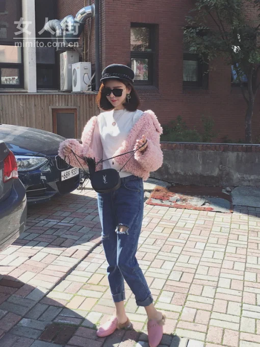 冬日的浪漫搭配,从羊羔绒外套开始