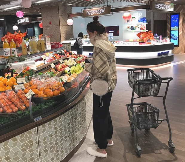秋冬必备款卫衣，解锁你的时尚密语