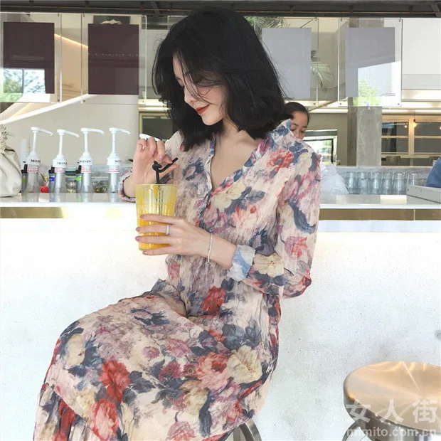 时髦的爆款连衣裙,伴你度过美美夏季