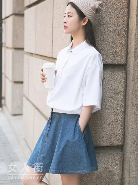 漂亮长腿怎么秀？版型极赞短裙穿出来