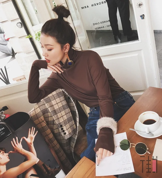 大衣里打底衫这么搭，美得不像话