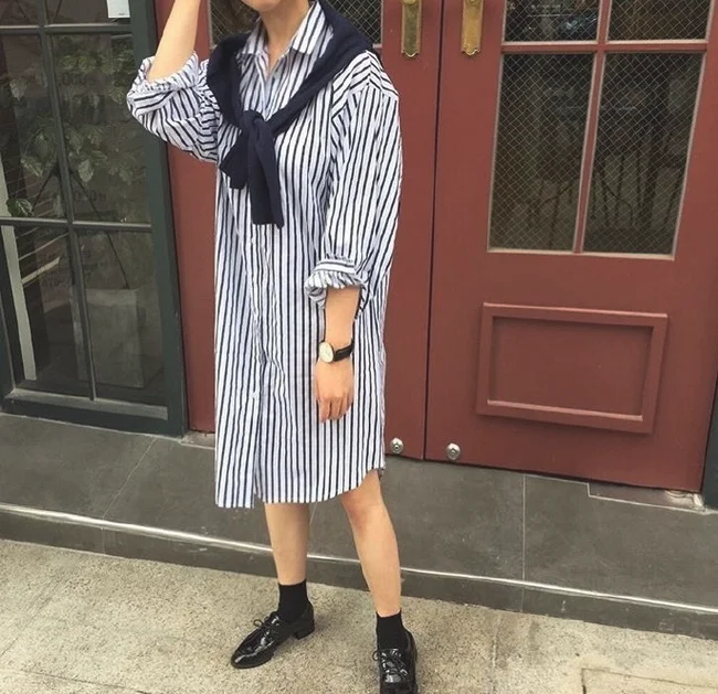 90后女人清爽乾淨的夏日休闲look