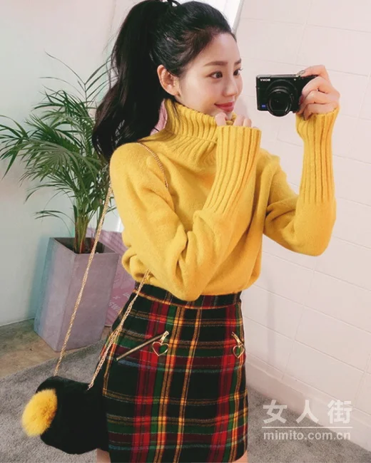 高领针织衫提气质，秀出你的美脖颈