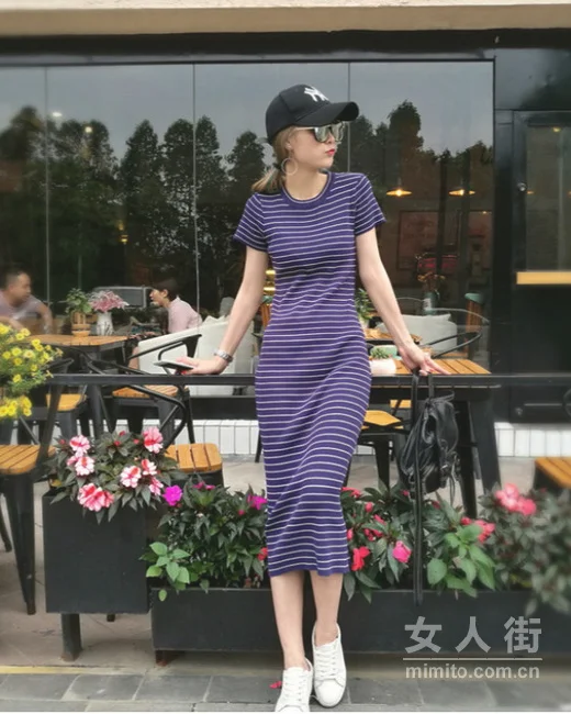 经典条纹款搭配,百变风格轻松hold住