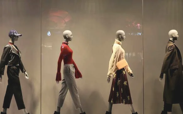 如何加盟品牌服装店