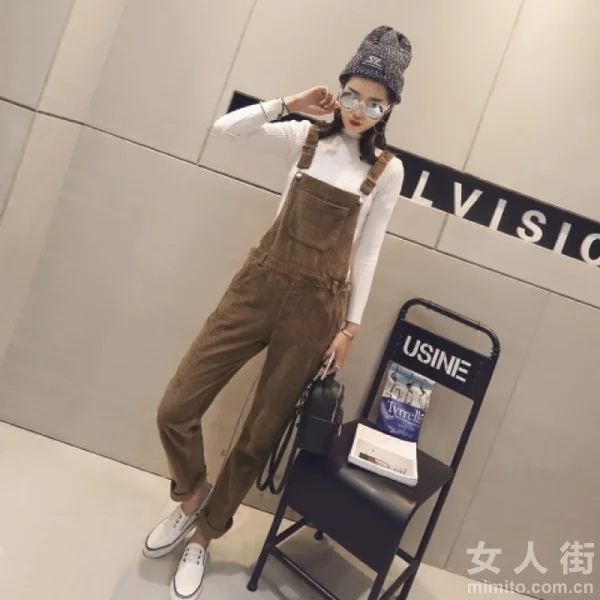 背带裤穿搭技巧，背带不对称才有范