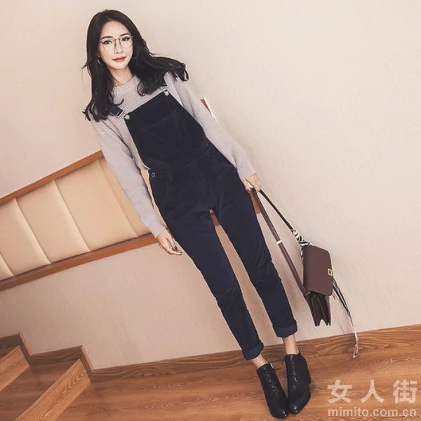 背带裤穿搭技巧，背带不对称才有范