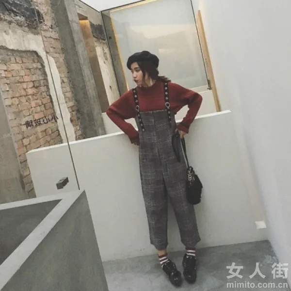 背带裤穿搭技巧，背带不对称才有范