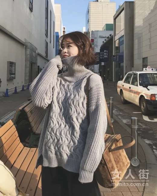 基础色调高领毛衣，有型又时髦一冬季