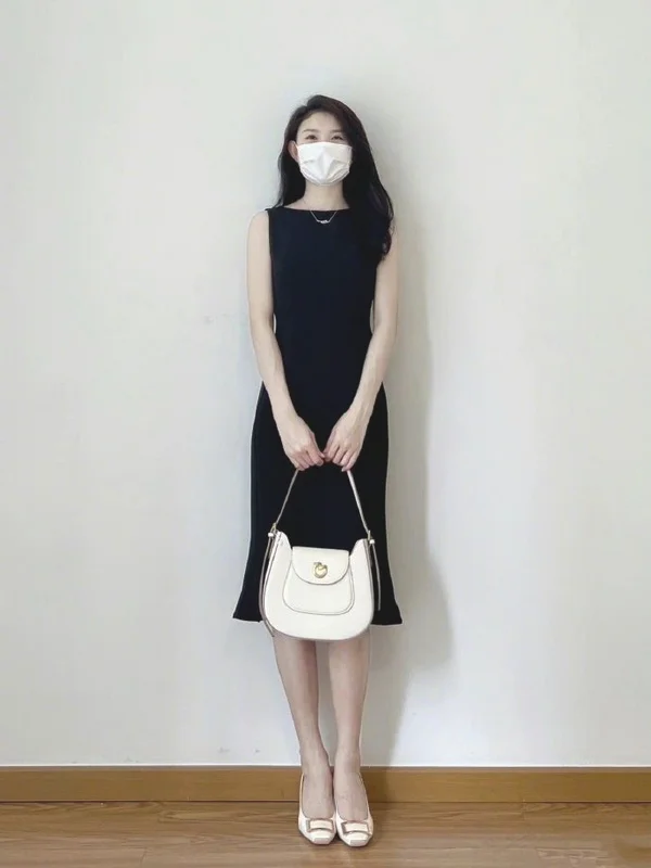 女秘书流行穿搭指南，简单干净的职场通勤着装