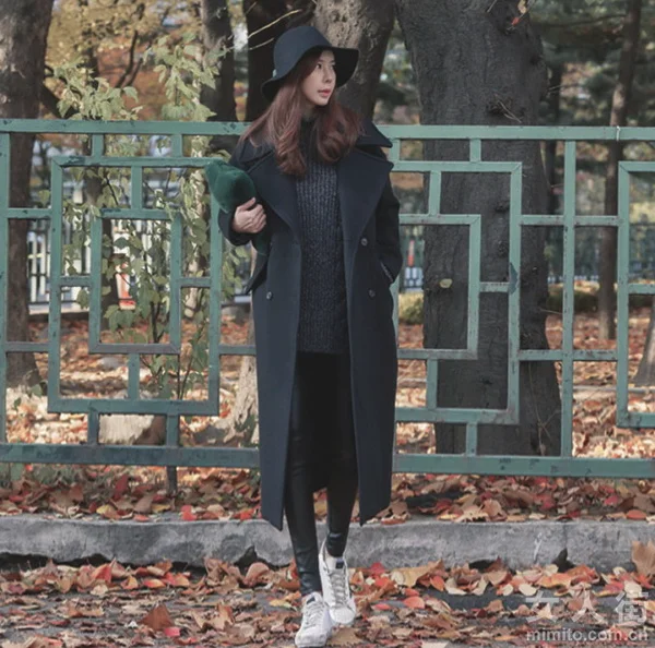 穿衣不够女王范？因为没有大衣来相伴