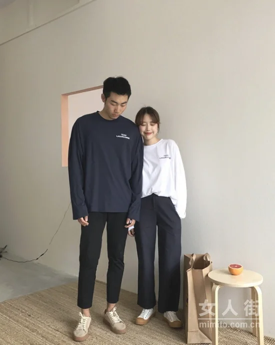 外套下的打底选择,也是很有小心机的