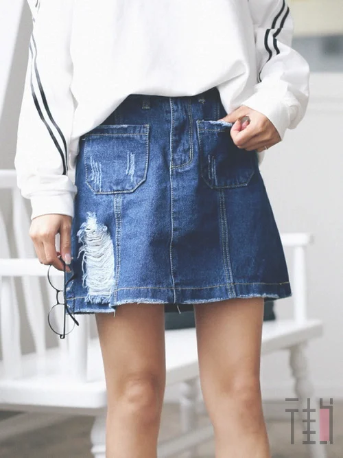 帅气随性牛仔元素穿搭，做个酷女孩