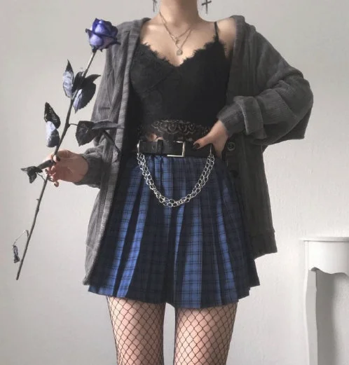 甜美与性感兼备的复古系穿示范