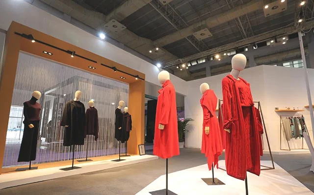 如何设计服装系列感